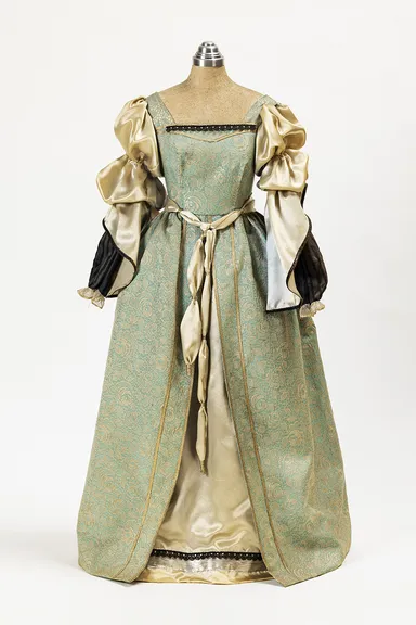 「西洋服飾史レプリカ」(山形県立米沢女子短期大学蔵)【前期展示】