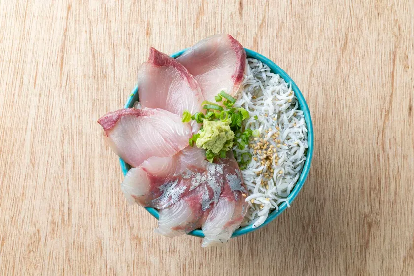 出世魚・3種丼