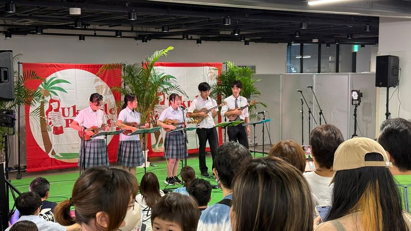 高校部活動で史上初!
誠恵高校ウクレレ部「ウクレレピクニック」に2年連続出演