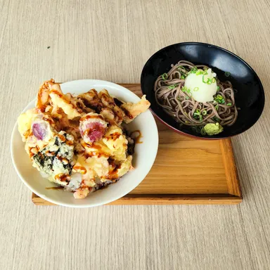白いかゲソ天丼、【冷】小そばセット