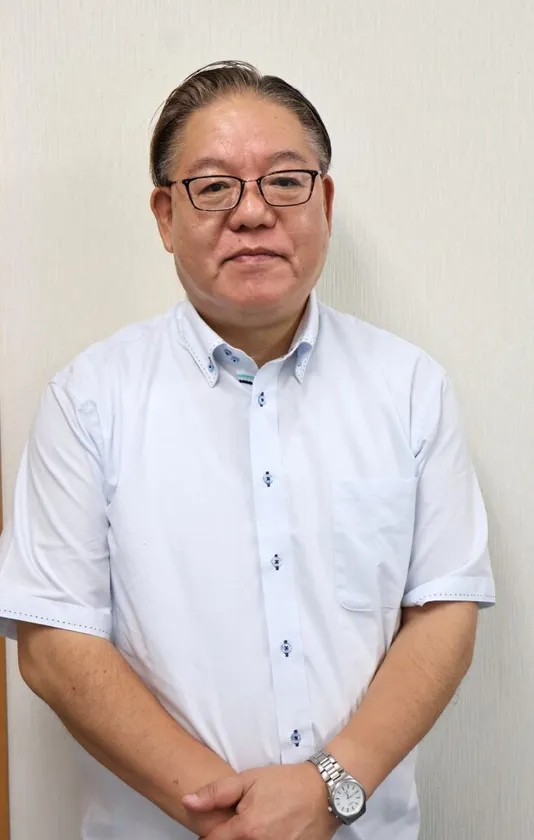 代表者 中川 裕晴
