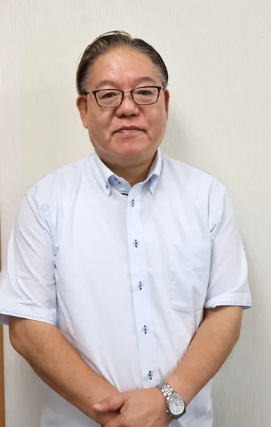 代表者　中川 裕晴