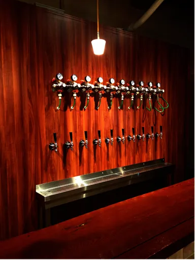 10連ビールサーバー1