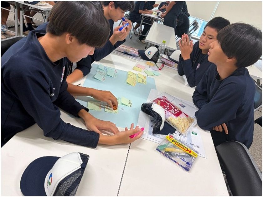富山の森からスタジアムへ　森の恵みが電気になるまでを1日で巡る　
カターレ富山アカデミーが再エネを学ぶ環境教育プログラムを実施