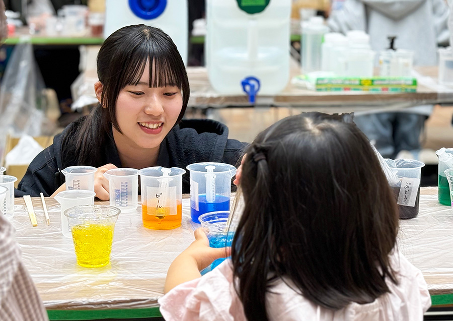 工学院大学で採れた東京産はちみつ入りオリジナルビールを 「せいせき