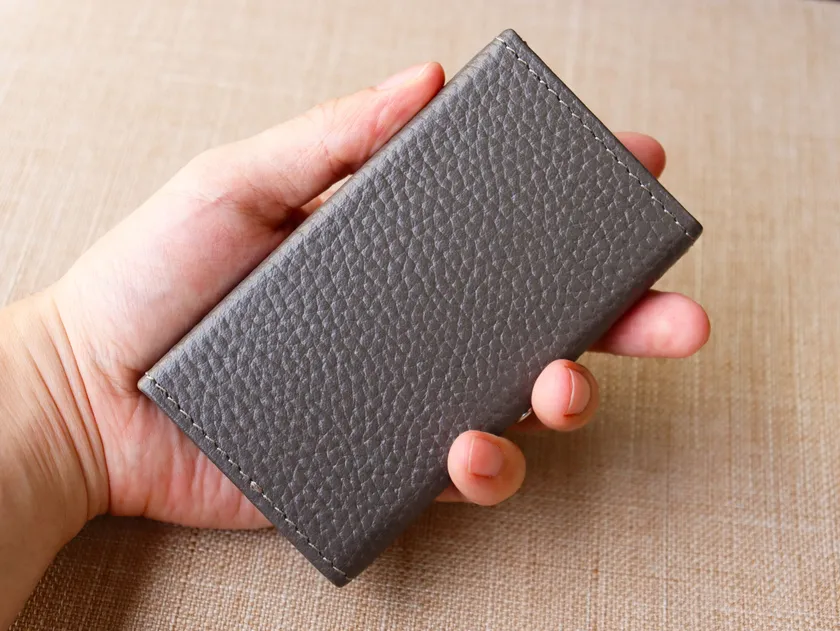 「極薄×整理整頓」1秒で印象を決める機能美