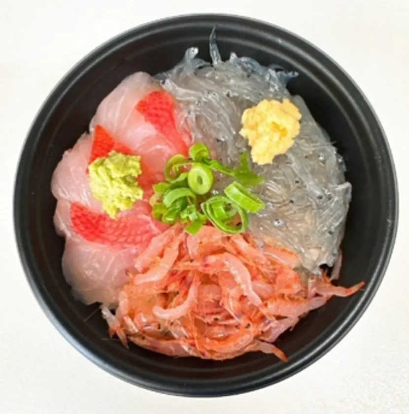 駿河とと丸生3色丼