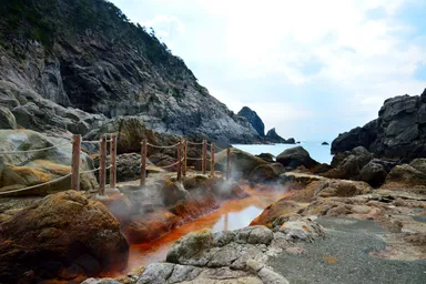 式根島 地鉈温泉
