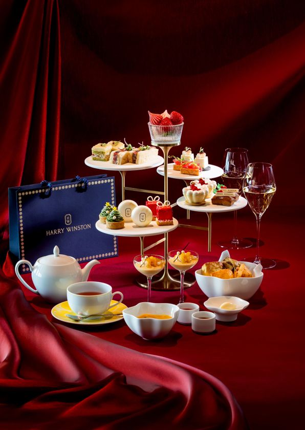 ハリー・ウィンストン × コンラッド名古屋
“HARRY WINSTON'S HOLIDAY”
アフタヌーンティー開催