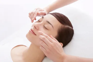 「エクストラクション」施術イメージ