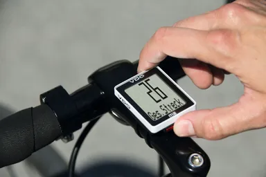 ハンドルステムにも取付可能