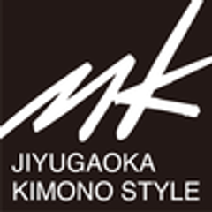 まるやま・京彩グループ　株式会社 紅輪のロゴ