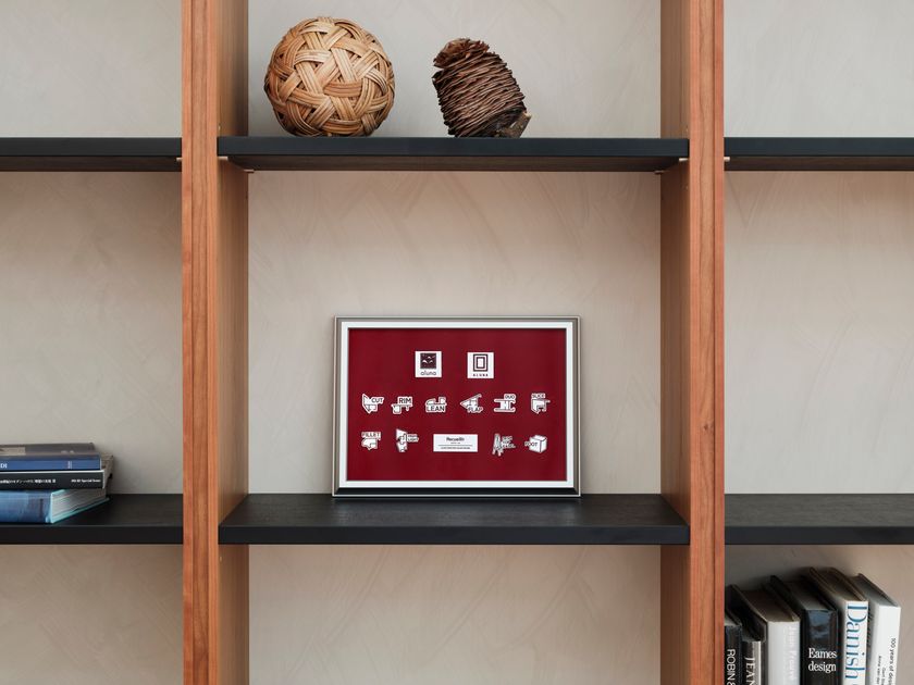 【新商品】集めたピンズを、飾る楽しさへ
ピンズ専用額縁「L’cueil(ルクイール)」を発売
