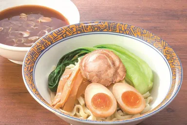 こだわり4 種節を使った極旨つけ麺