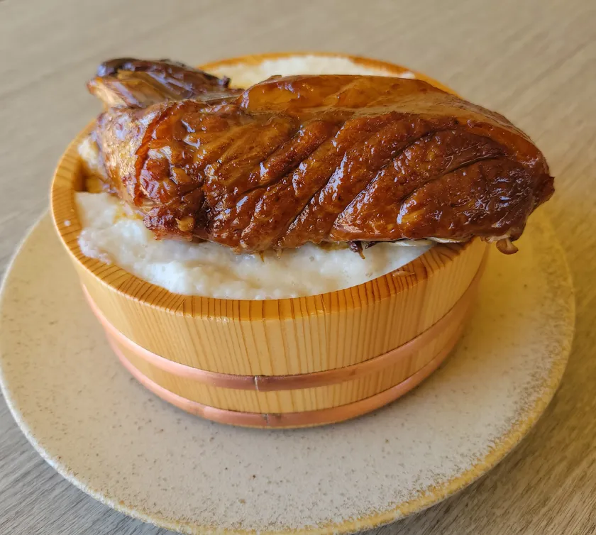 骨付き本まぐろ煮ねばりっこ丼
