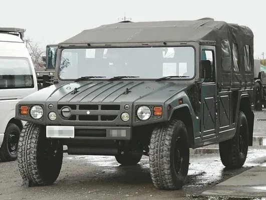 高機動車