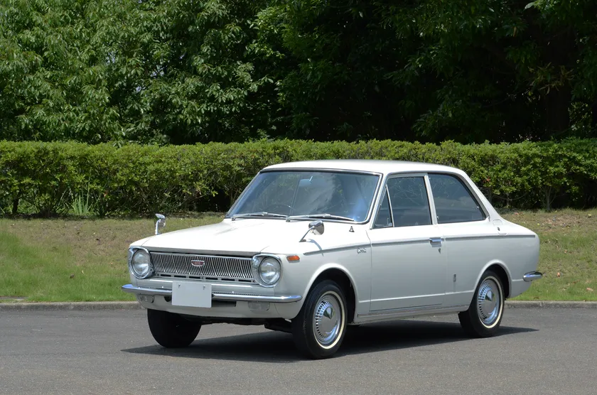 トヨタ カローラ KE10型 (1967年)