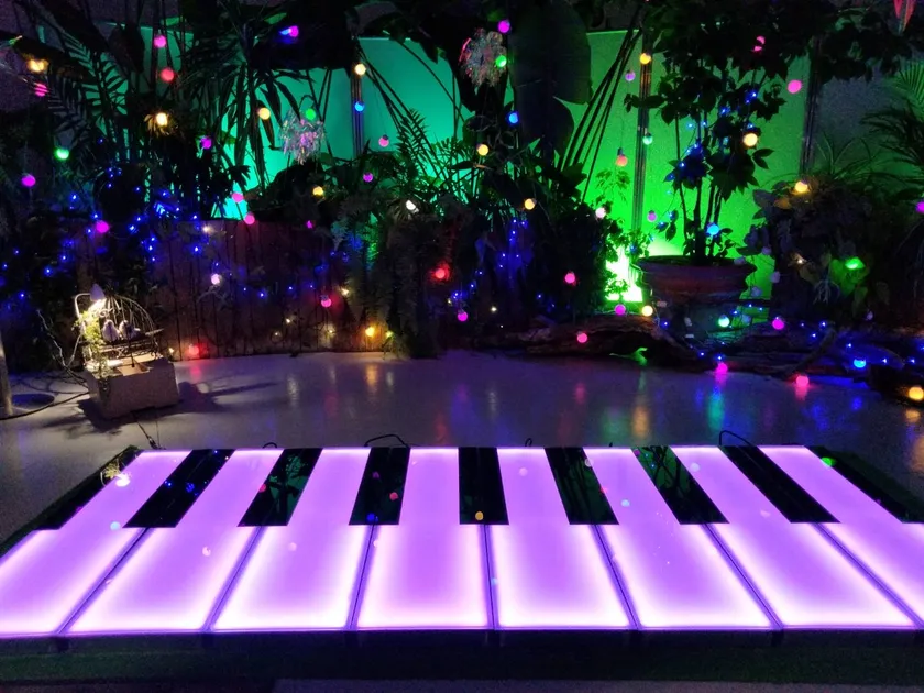 ステップライトピアノ