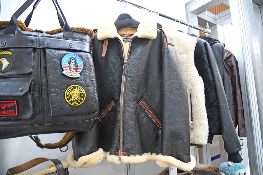 革小物から真鍮金具、ムートン、カンガルー革まで、
7社のものづくりを紹介　
東京都皮革製品展示会実行委員会が
「Tokyo Textile Scope 2027AW」に出展