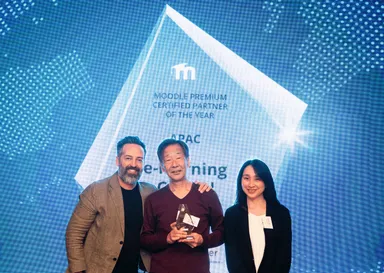 Global Partner Summit 2026で行われたMoodle Certified Partner Awards 2026の授賞式の様子