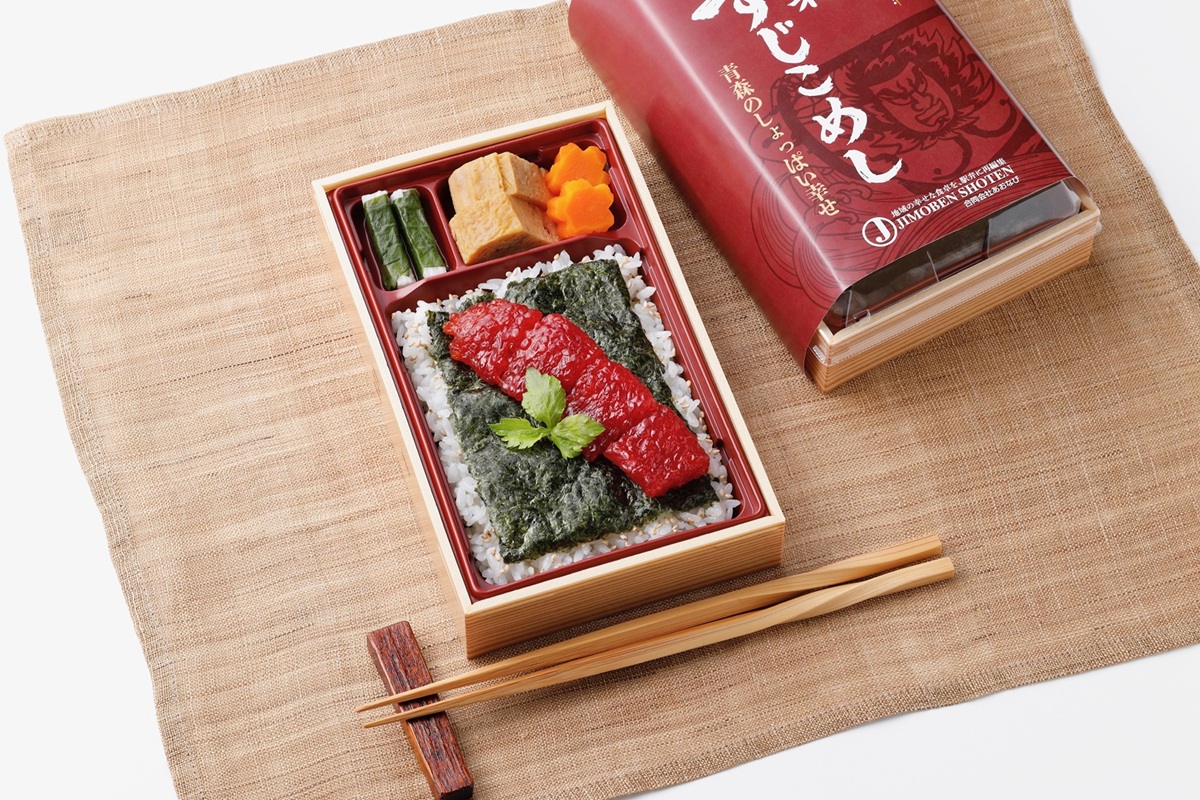 【11/1(日)~ 数量限定】クイーンズ伊勢丹の人気商品「マカダミアナッツチョコレート」原料をオーストラリア産マカダミアナッツに数量限定で切り替え