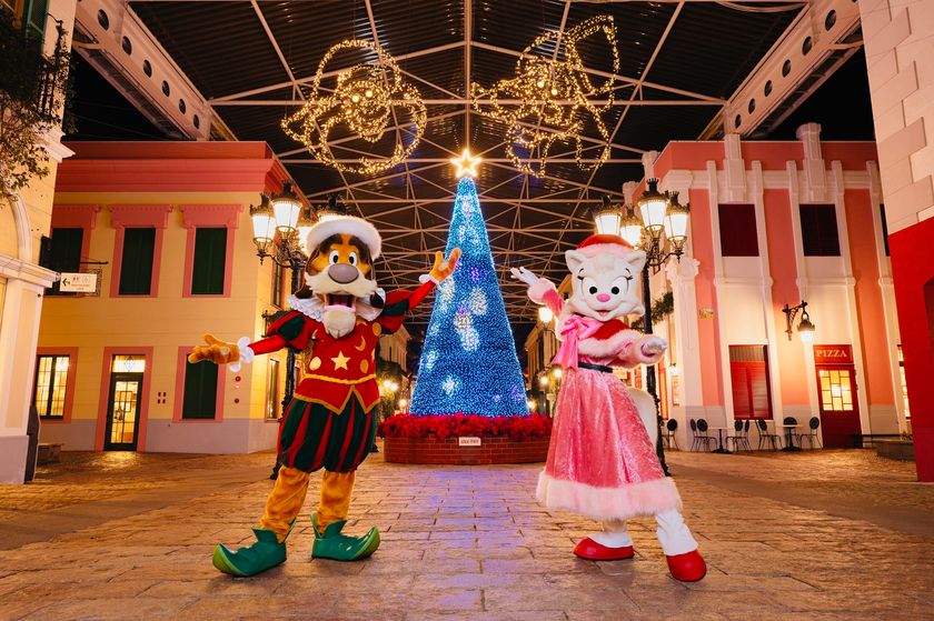 「スパークリング・クリスマス」の開催11月21日(土)~12月25日(金)