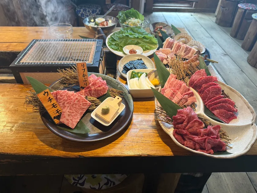 【ピリカコース】白老牛4部位に、豚・鶏肉・海鮮まで網羅した大満足コース(全16品 / 1名様 8,000円 税込)