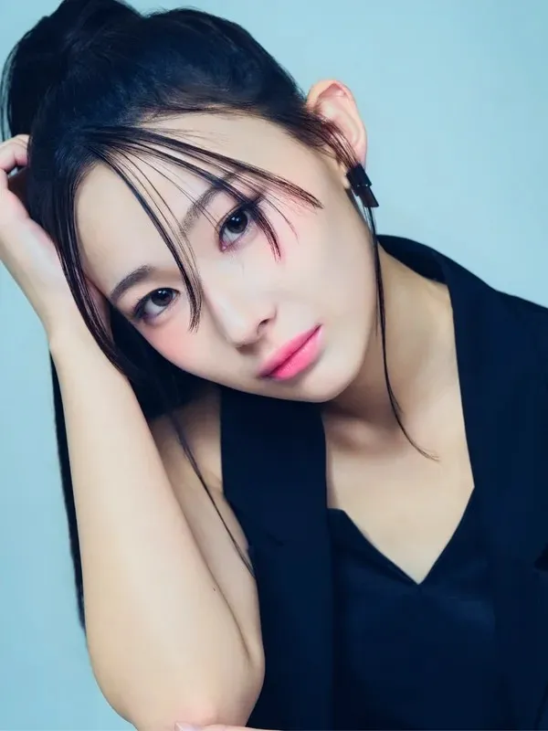 柚来しいな