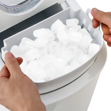 405製氷機　氷満タン