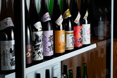 日本酒専用冷蔵ショーケース