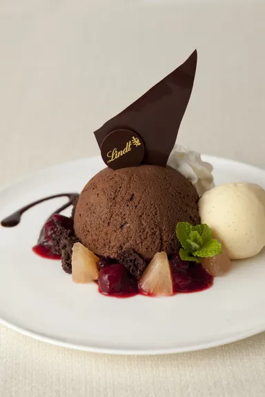 リンツ　ムース・オ・ショコラ　カカオ66％ 皿盛りデザートスタイル1