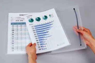 『クリヤーホルダー収納ファイル』商品使用イメージ