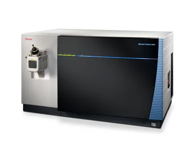 Orbitrap Fusion Lumosトライブリッド質量分析計