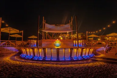 BEACH BAR　ライトアップ 2