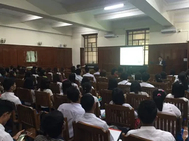 University of Yangon(ヤンゴン大学)
