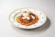 ふわとろモッツァレラとフレッシュトマトのカプレーゼ風スパゲティ