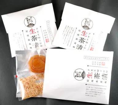 プレミアム生茶漬中身