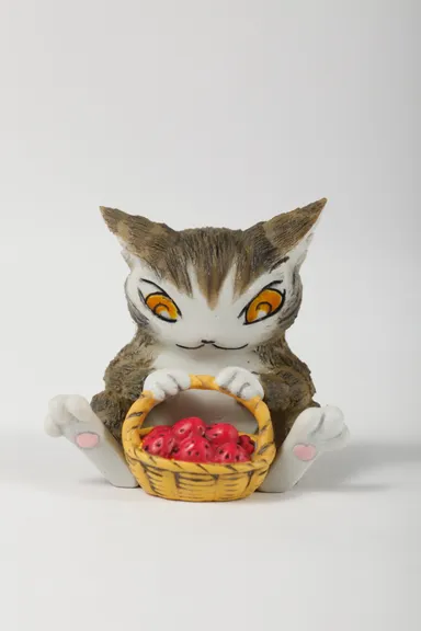 ダヤンイチゴ摘み