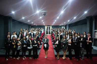 高水準の講師陣