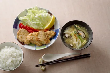 米粉の鶏のから揚げ献立