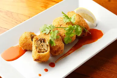 メンチカツ風パクチー肉団子