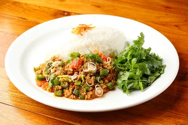 パクチードライカレー