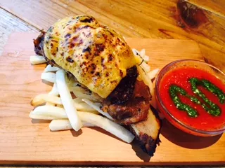 とろけるチーズトマトソース