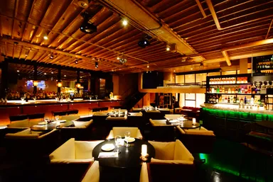 「BEE8」イメージ7