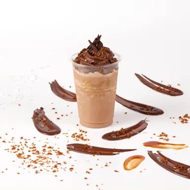 リンツ・ダークチョコレートキャラメルシーソルトドリンク(テイクアウトカップ仕様)