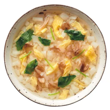 一杯の贅沢 稲庭うどん麺がゆ しょうゆ仕立て 調理例