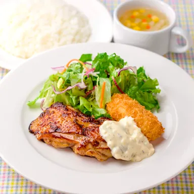 【ガスト】（日替わり）てりタルチキン＆クリームコロッケ