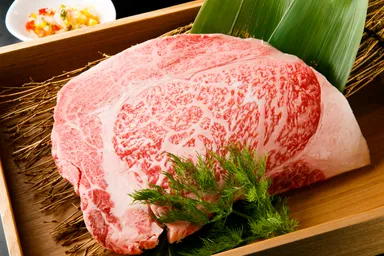 まるごとリブロース200g／9,800円(税抜)