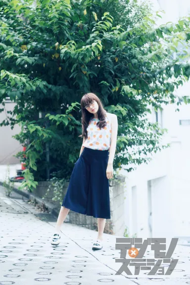 ビジョメガネ 松井愛莉