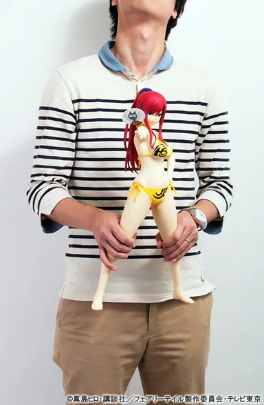 エルザ・スカーレット　比較画像